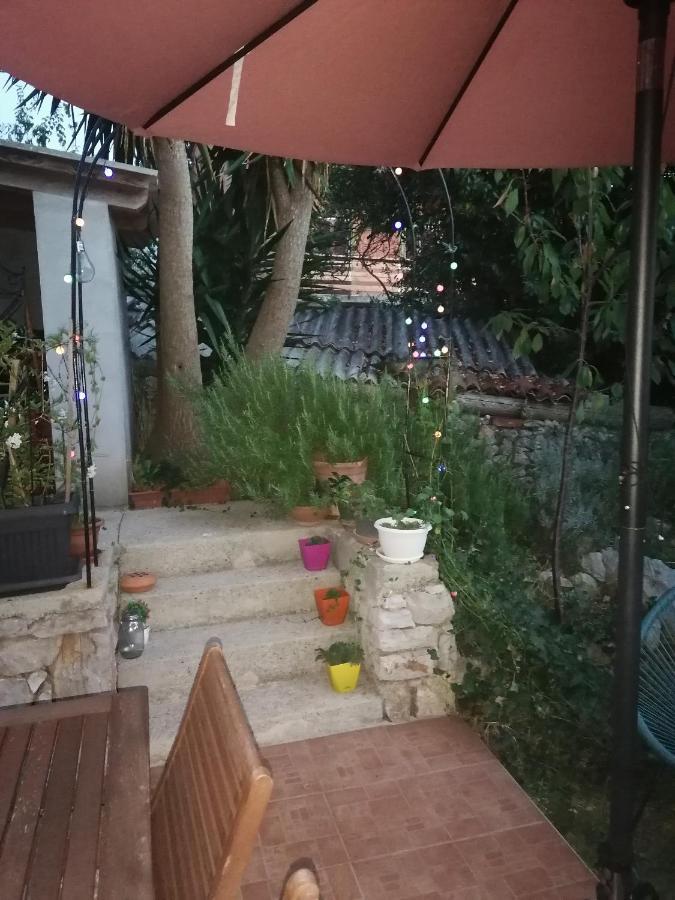 Apartamento Dairos Mali Lošinj Exterior foto